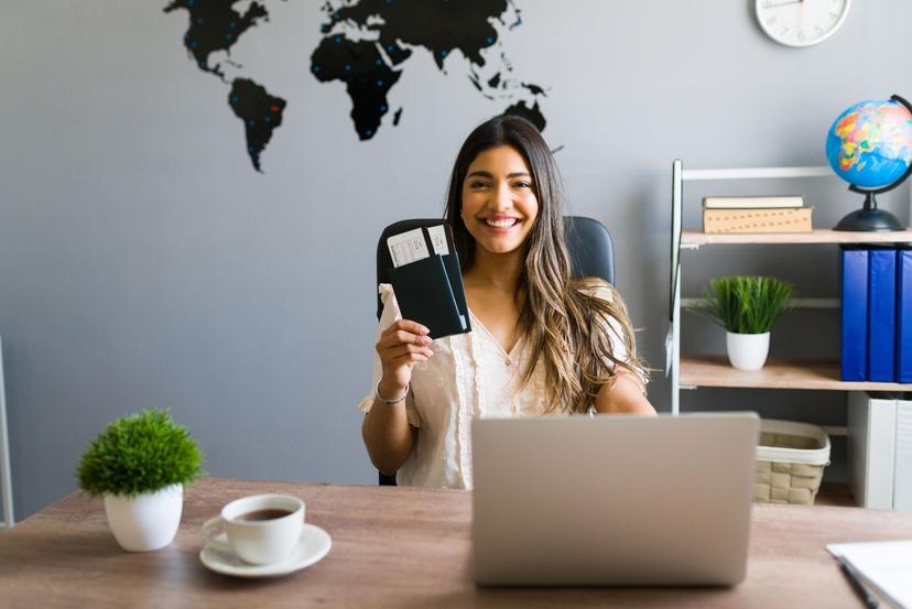 What Does a Travel Agent Do? A Simple Guide for First-Time Travelers