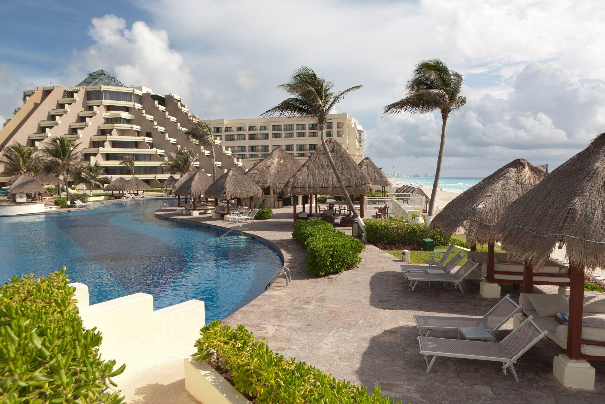 best resorts in Cancun, Mexico