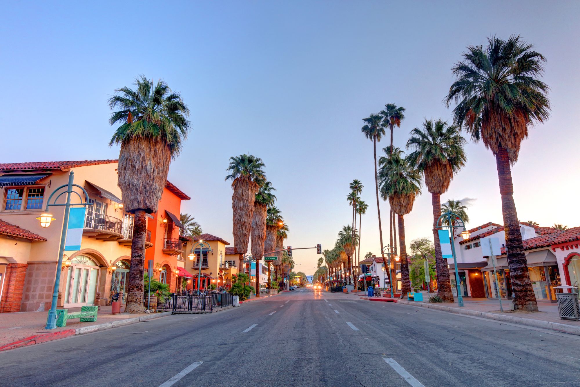 Best Hotels to Stay by Disneyland Best Hotels to Stay by Disneyland